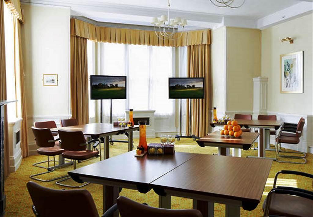 Sprowston Manor Hotel, Golf & Country Club 4*